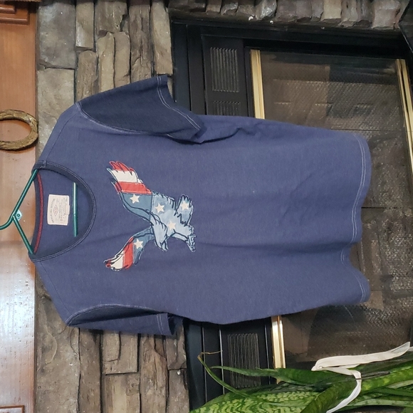 American Eagle T - Picture 3 of 4